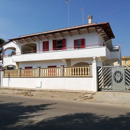Villa Angela Chiara Porto Cesareo Exterior photo