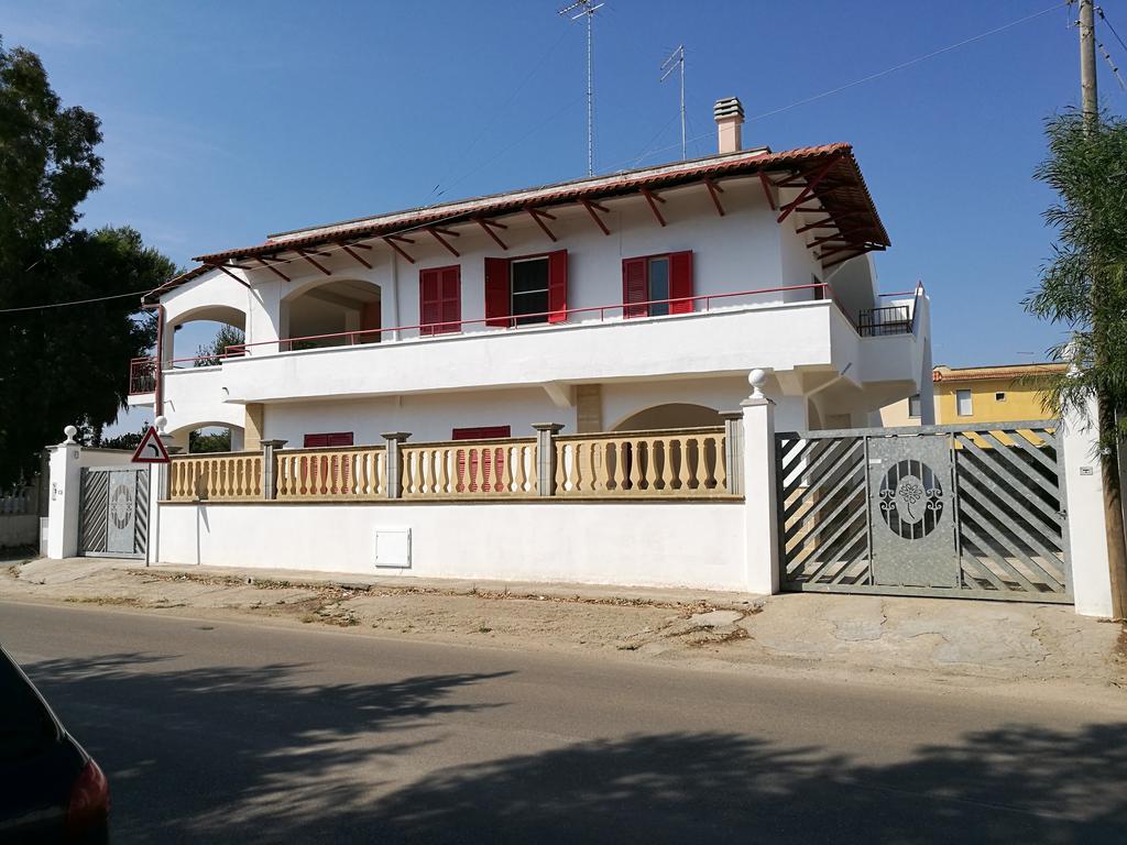 Villa Angela Chiara Porto Cesareo Exterior photo
