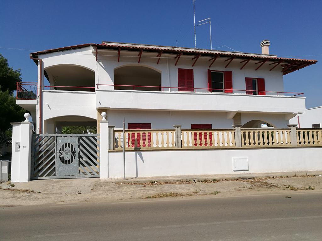 Villa Angela Chiara Porto Cesareo Exterior photo