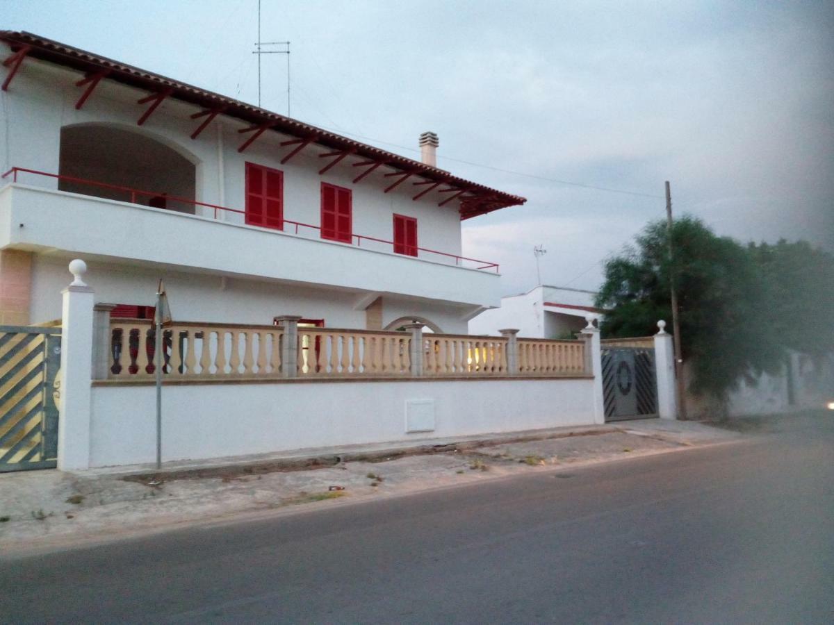 Villa Angela Chiara Porto Cesareo Exterior photo