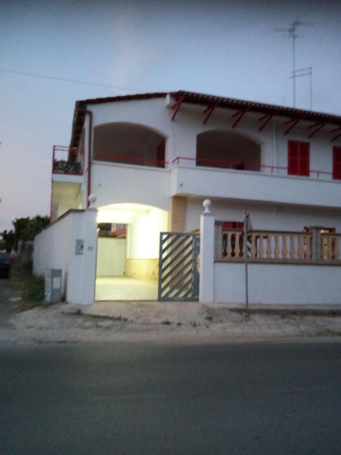 Villa Angela Chiara Porto Cesareo Exterior photo